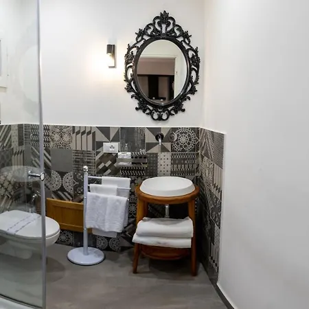 Maravigghia Guest house *